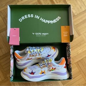 FARM Rio Sunset Beaded Platform Sneaker White Multi Colored Women's Size 8.5